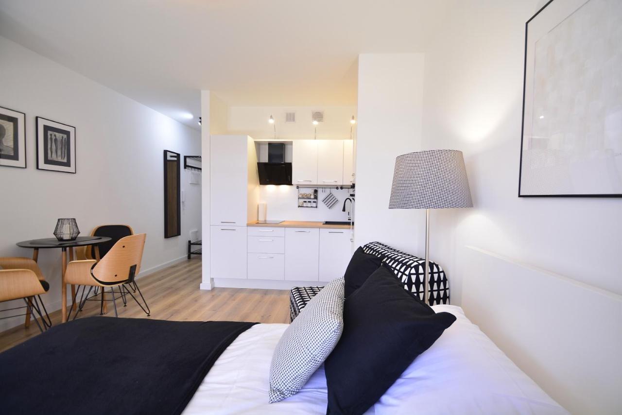 Apartamenty Bryza-Matejki 1B-Parking Swinoujscie Ngoại thất bức ảnh