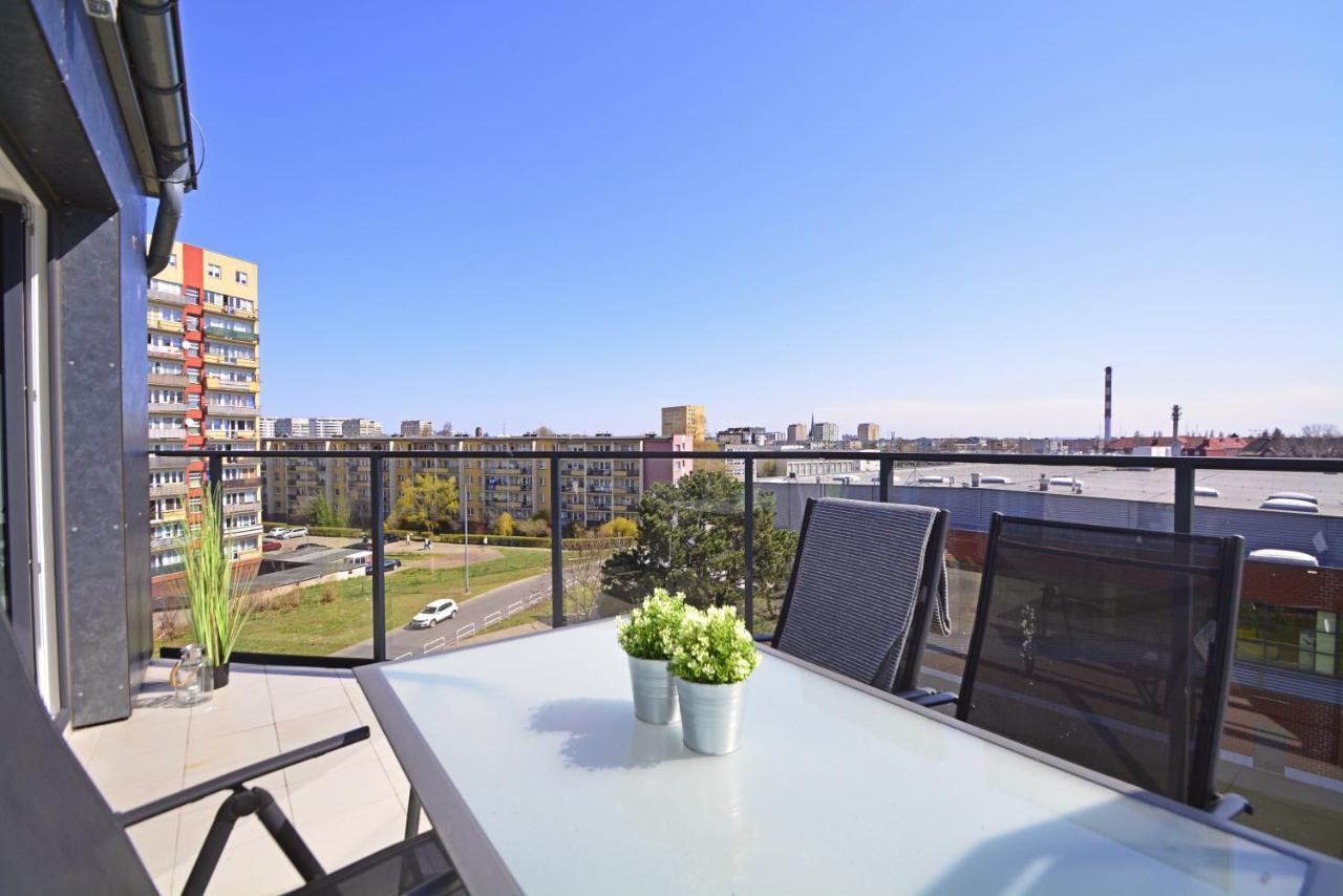 Apartamenty Bryza-Matejki 1B-Parking Swinoujscie Ngoại thất bức ảnh