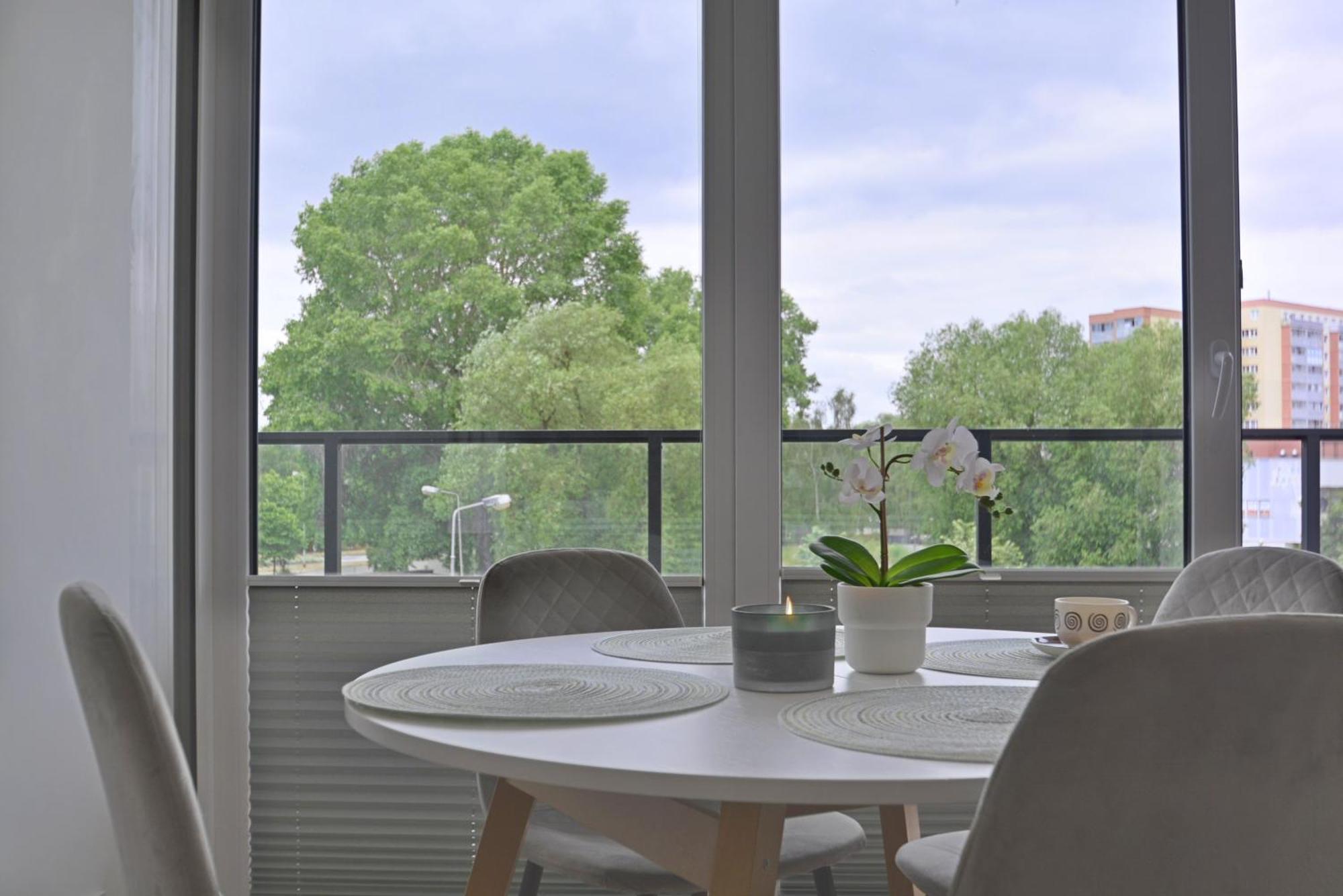 Apartamenty Bryza-Matejki 1B-Parking Swinoujscie Ngoại thất bức ảnh